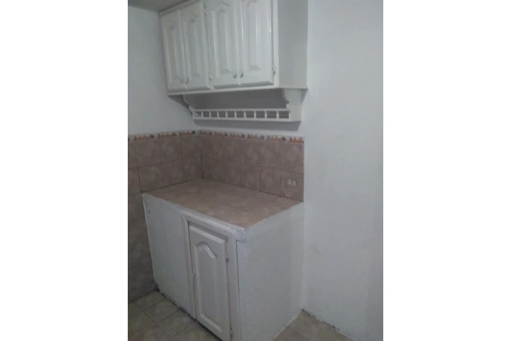 $47000 : VENDO CASA DE 2 PISOS image 3