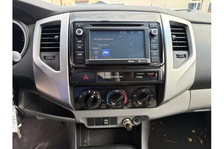 $21227 : Toyota Tacoma 2015 4x2 PreRu image 10
