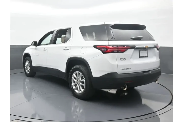 $19991 : Chevrolet Traverse 2022 LS 4 image 4