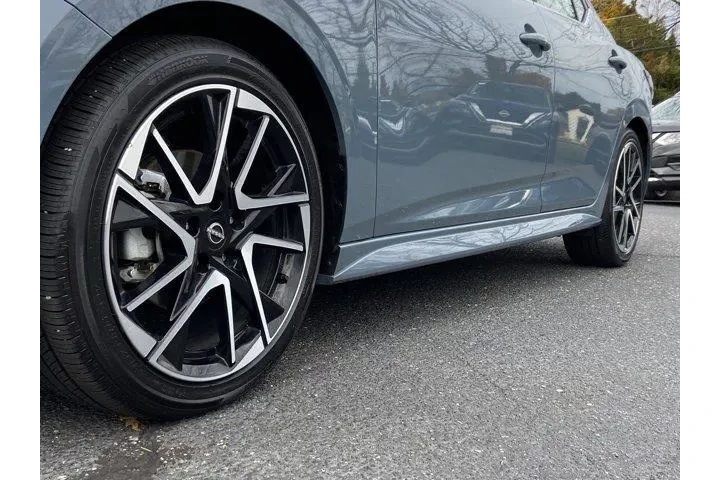 $21250 : Nissan Sentra 2025 SR 4dr Se image 9