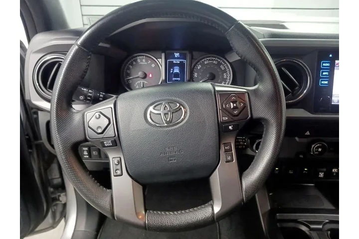 $30998 : Toyota Tacoma 2019 4x2 TRD S image 10