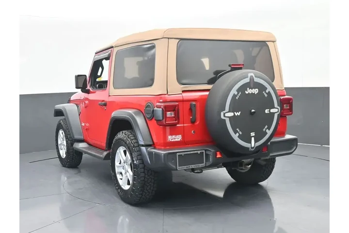 $21000 : Jeep Wrangler 2019 4x4 Sport image 4