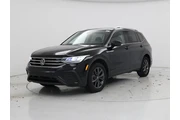 $22998 : Volkswagen Tiguan 2023 SE 4d thumbnail