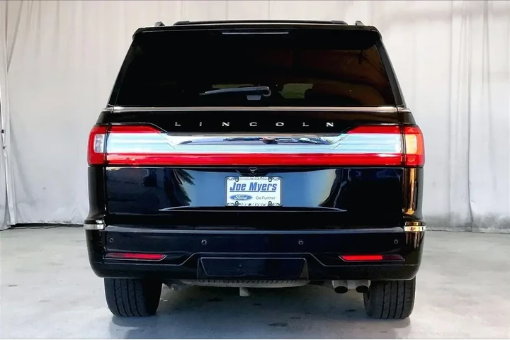 $29782 : Lincoln Navigator L 2018 4x4 image 3