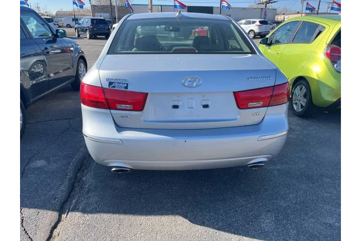 2009 Sonata SE V6 image 3