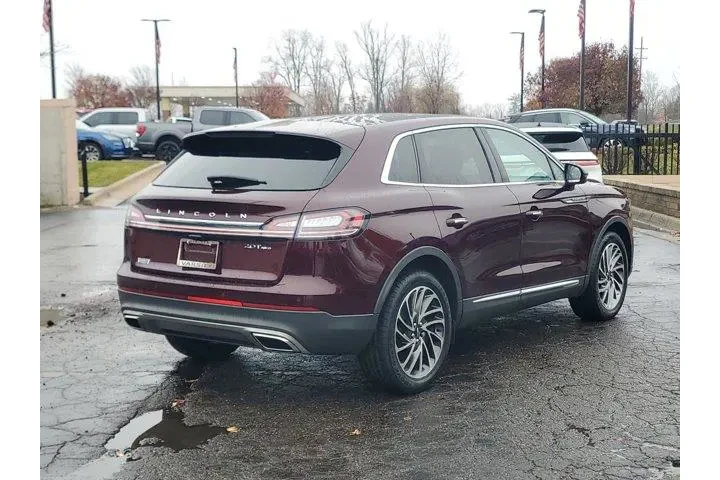 $26995 : Lincoln Nautilus 2020 AWD Re image 6