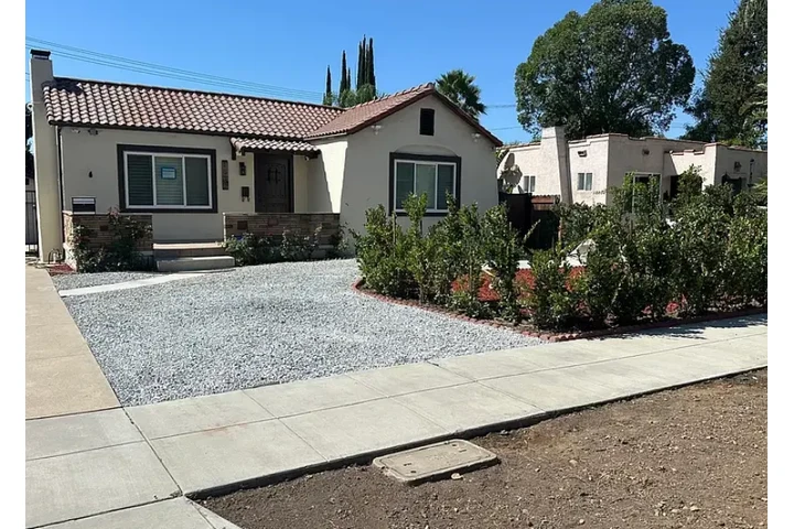 $1950 : NICE SINGLE FAMILY HOUSE. LA image 1