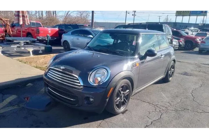 $7990 : 2013 MINI Hardtop Cooper image 3