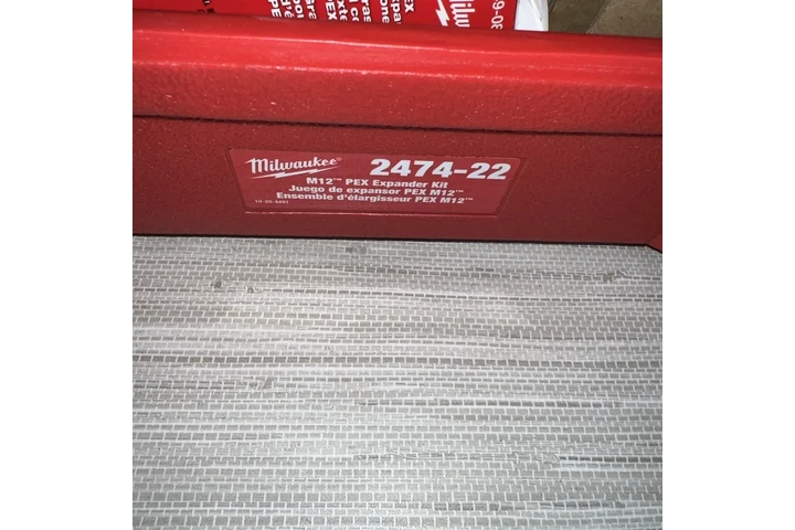 $550 : Milwaukee 2474-22 M12 12-Volt image 8