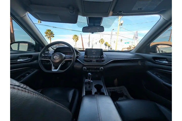 $12995 : 2020 Altima 2.5 SR image 8