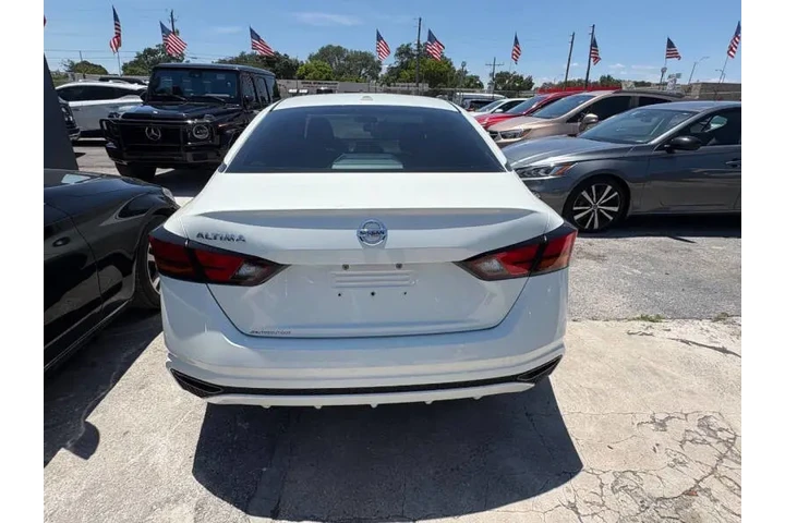 $9900 : 2020 Altima 2.5 S image 8