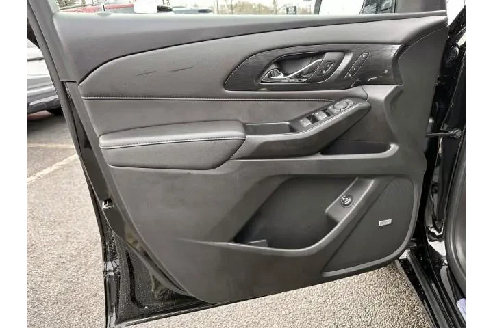 $35999 : Chevrolet Traverse 2023 4x4 image 8