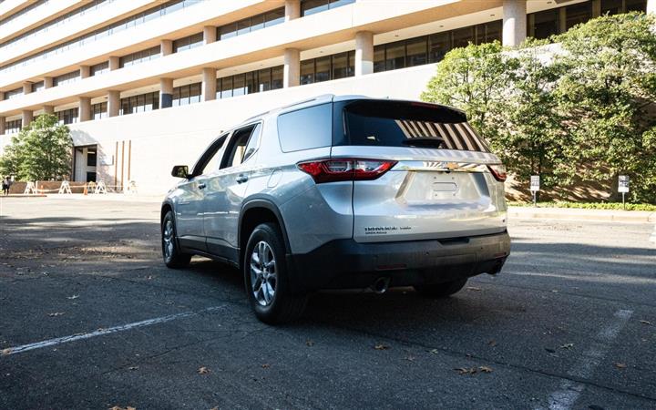 $18000 : 2018 CHEVROLET TRAVERSE image 6