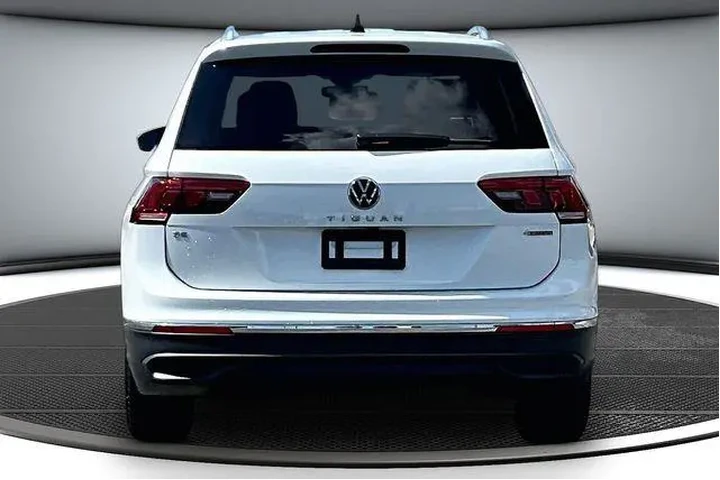 $25300 : Volkswagen Tiguan 2024 AWD W image 5