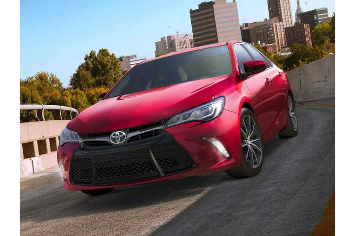 $11920 : Toyota Camry 2017 SE 4dr Sed image 1