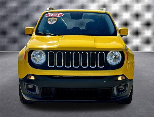 $14517 : 2015 Renegade Latitude image 2