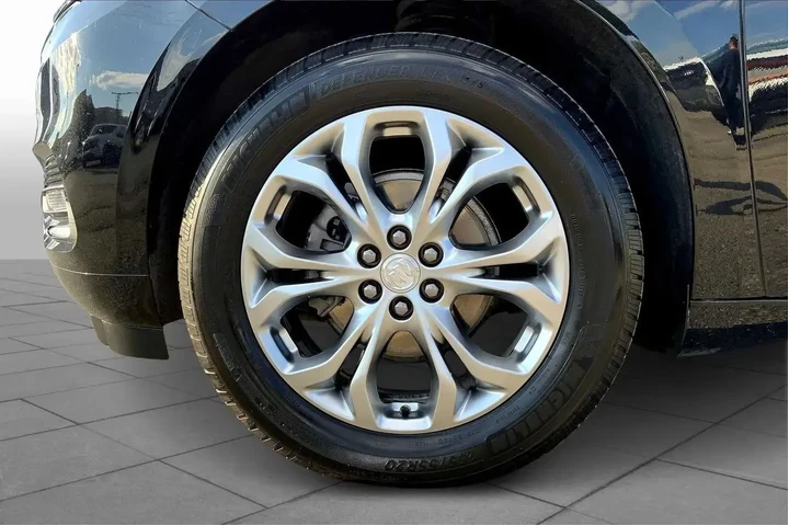 $24602 : Buick Enclave 2021 Avenir 4d image 10