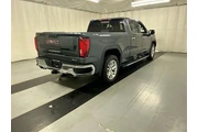 $35500 : GMC Sierra 1500 2020 4x4 SLT thumbnail