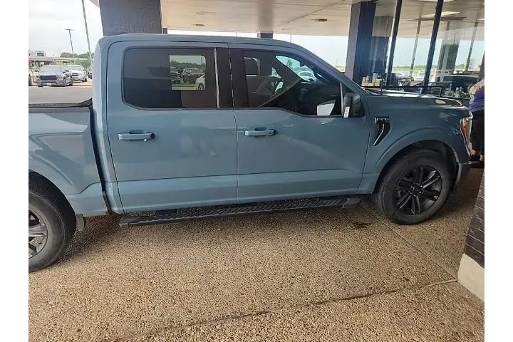 $38449 : Ford F-150 2023 4x2 XLT 4dr image 3