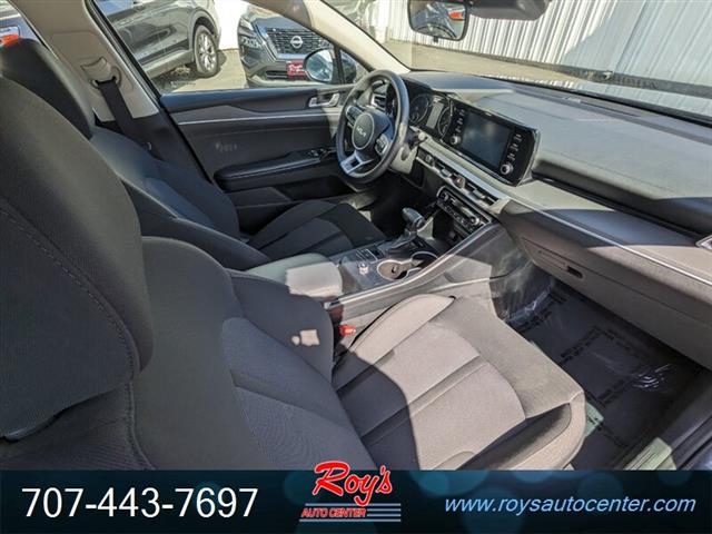 $22995 : 2022 K5 LXS Sedan image 10