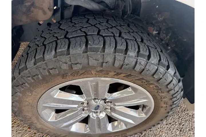 $35672 : Ford F-150 2019 4x4 XL 4dr S image 2