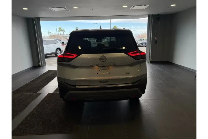 $22984 : Nissan Rogue 2023 SV 4dr Cro image 6