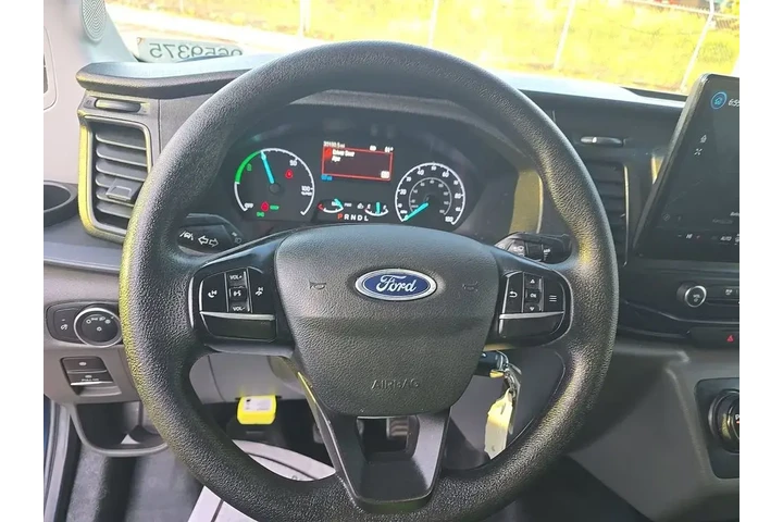$29898 : Ford E-Transit 2023 350 3dr image 10