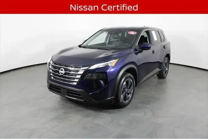 $22576 : Nissan Rogue 2025 SV 4dr Cro image 2