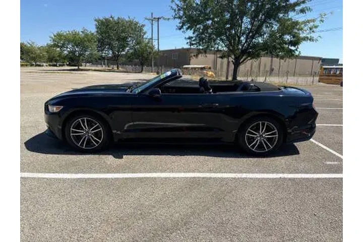 $12995 : 2017 Mustang EcoBoost Premium image 3