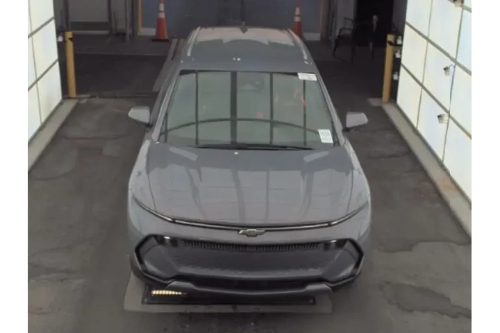 $23990 : Chevrolet Equinox EV 2024 LT image 2