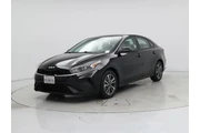 $17998 : Kia Forte 2023 LXS 4dr Sedan thumbnail
