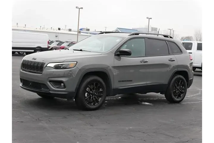 $21999 : Jeep Cherokee 2023 4x4 Altit image 2