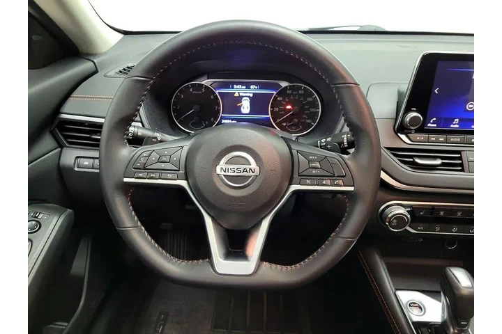 $21998 : Nissan Altima 2022 2.5 SR 4d image 10