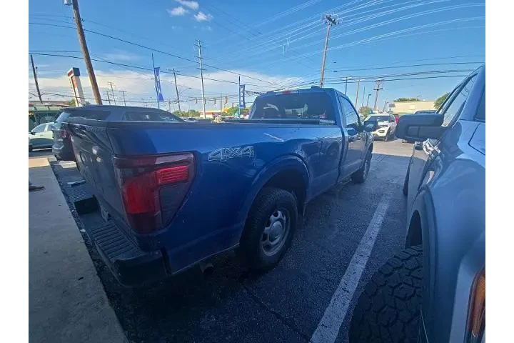 $34773 : Ford F-150 2024 4x4 XL 2dr R image 5