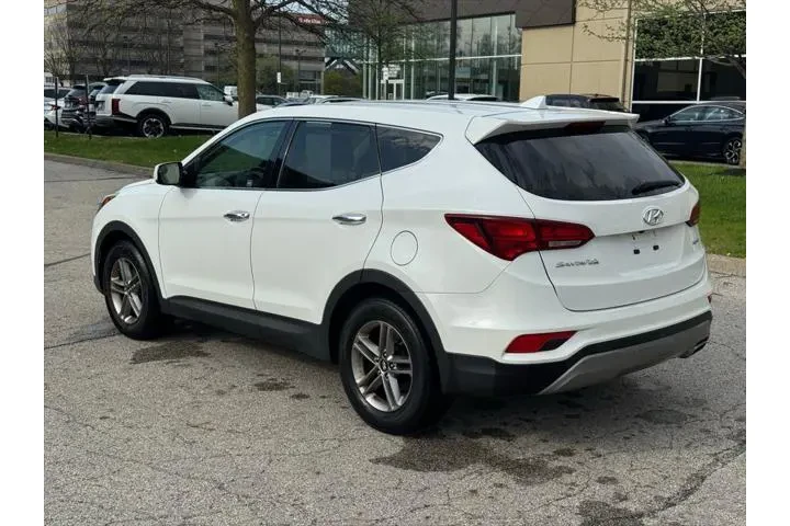 $11366 : Hyundai SANTA FE Sport 2017 image 3