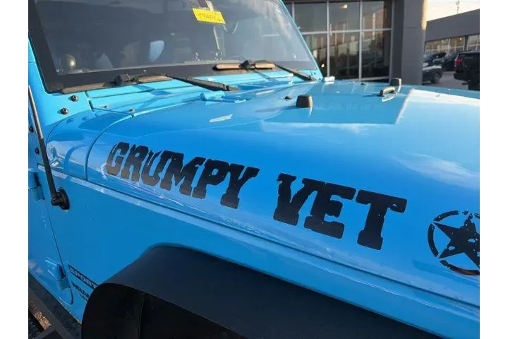 $16877 : Jeep Wrangler Unlimited 2017 image 3