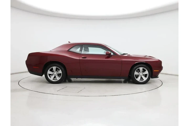 $23998 : Dodge Challenger 2017 SXT 2d image 7
