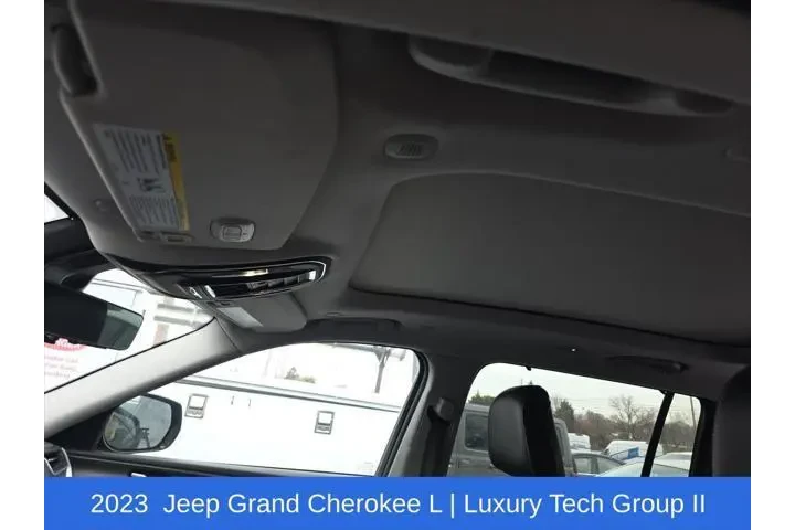 $33225 : Jeep Grand Cherokee L 2023 4 image 9