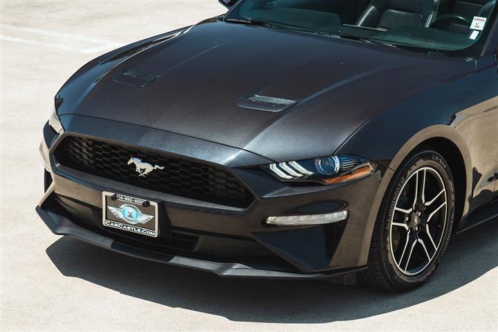 2022 Mustang EcoBoost Premium image 9