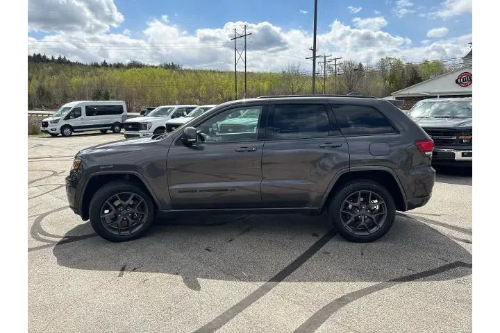 $23995 : Jeep Grand Cherokee 2021 4x4 image 5