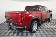 $29993 : GMC Sierra 1500 2019 4x4 SLT thumbnail