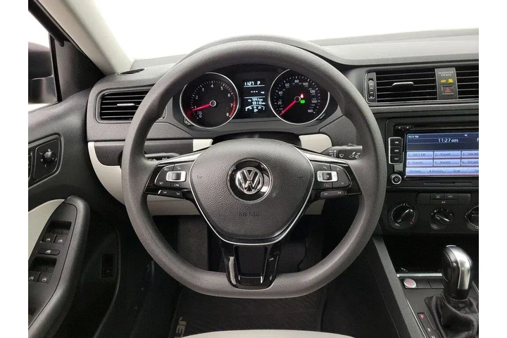 $13599 : Volkswagen Jetta 2015 S 4dr image 10