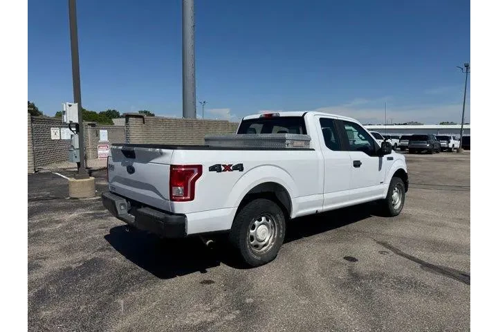 $18982 : Ford F-150 2017 4x4 XL 4dr S image 9