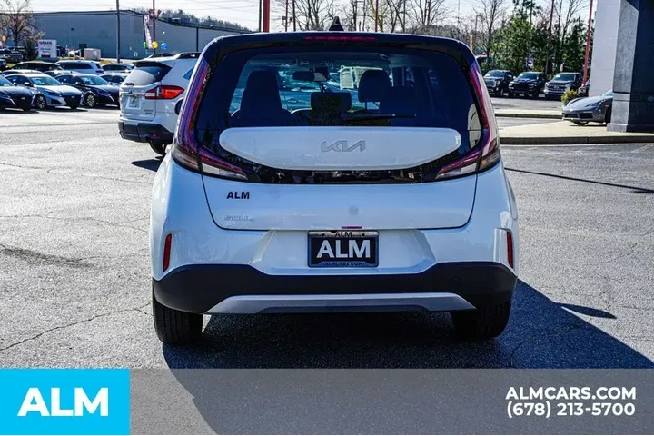 $17920 : Kia Soul 2025 LX 4dr Crossov image 10