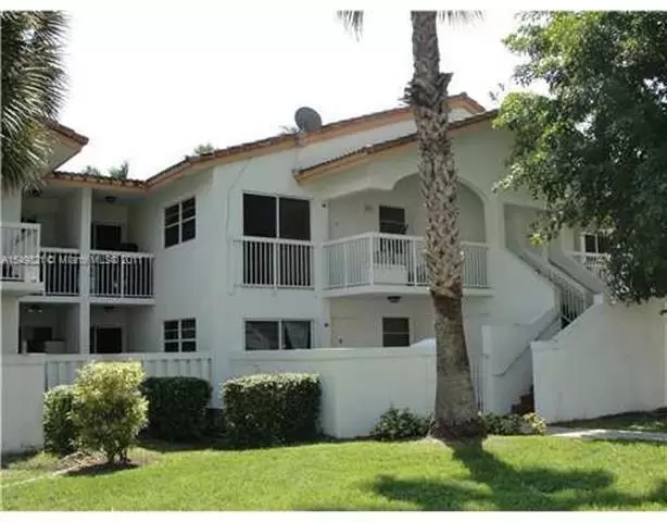 $2400 : Kendall first Floor For Rent image 1
