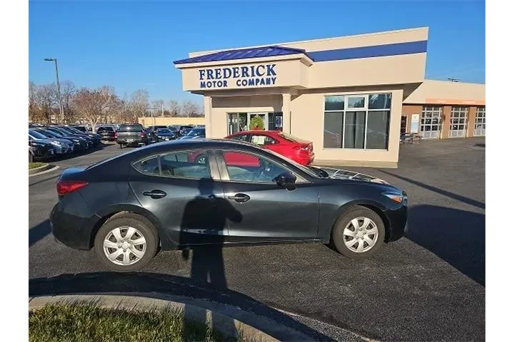 $15000 : Mazda Mazda3 2017 Sport 4dr image 3