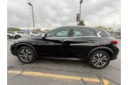 $15696 : INFINITI QX30 2017 AWD Premi thumbnail