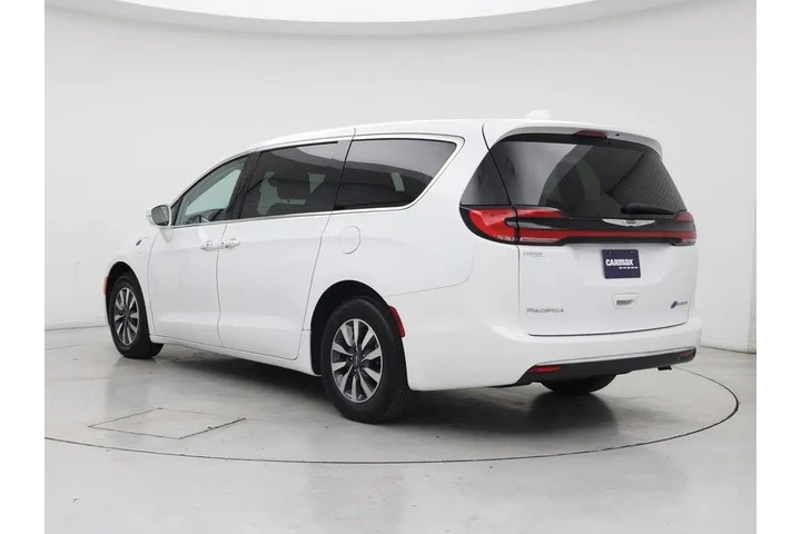 $25998 : Chrysler Pacifica Hybrid 202 image 2