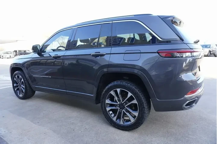 $31788 : Jeep Grand Cherokee 2022 4x2 image 3