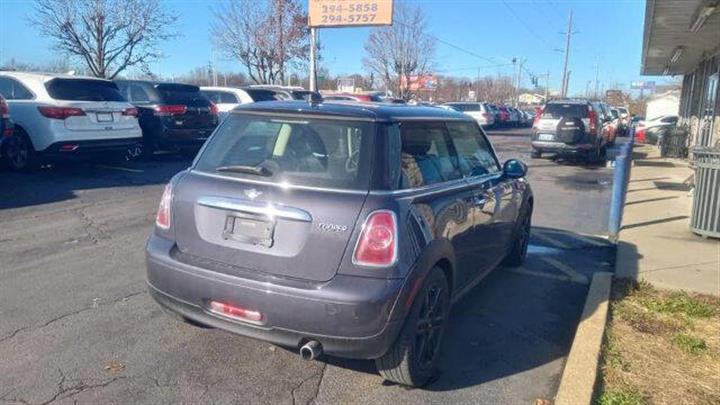 $7990 : 2013 MINI Hardtop Cooper image 7